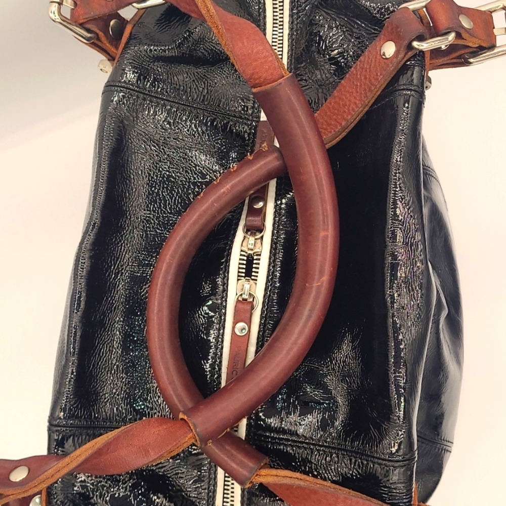 Pauric Sweeney Patent Leather Shoulder Bag. Made in Italy - Picture 9 of 11